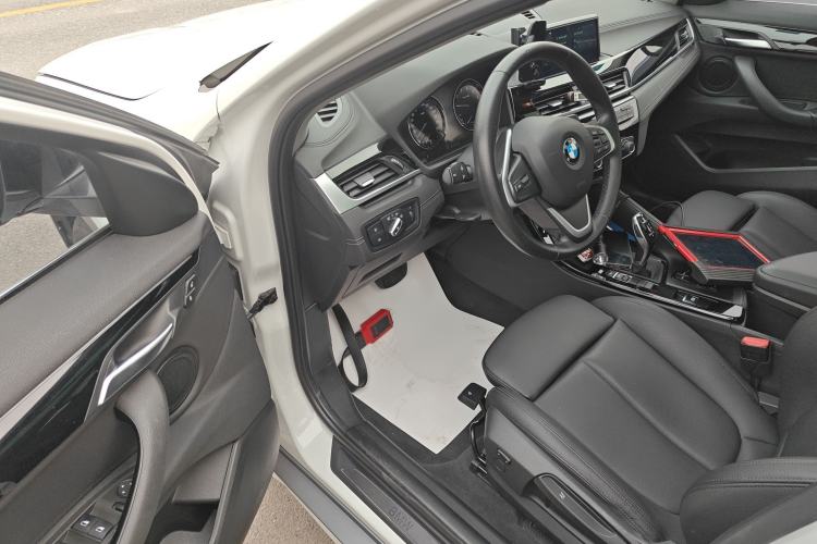 Used BMW X2 2019 sDrive20i M Sport Package China VI Emission Standard Driver Seat