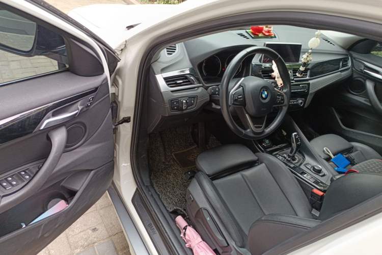 Used BMW X2 2019 sDrive20i M Sport Package China VI Emission Standard Driver Seat