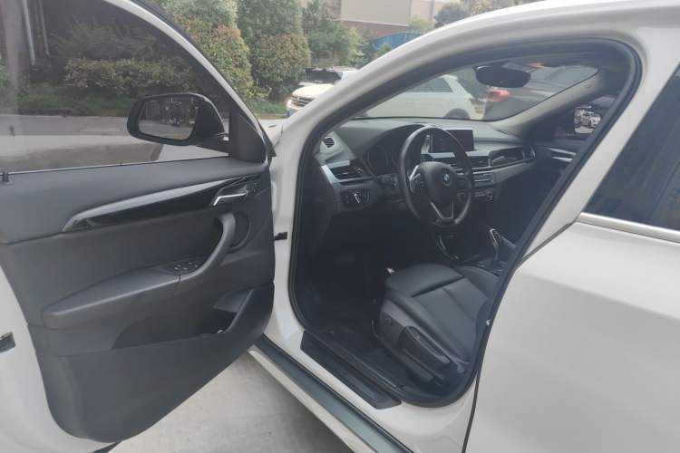 Used BMW X2 2019 sDrive20i M Sport Package China VI Emission Standard Driver Seat