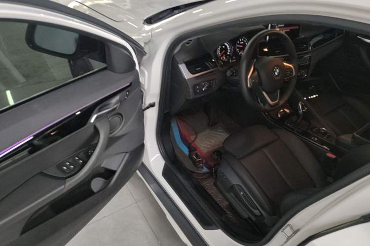 Used BMW X2 2019 sDrive20i M Sport Package China VI Emission Standard Driver Seat