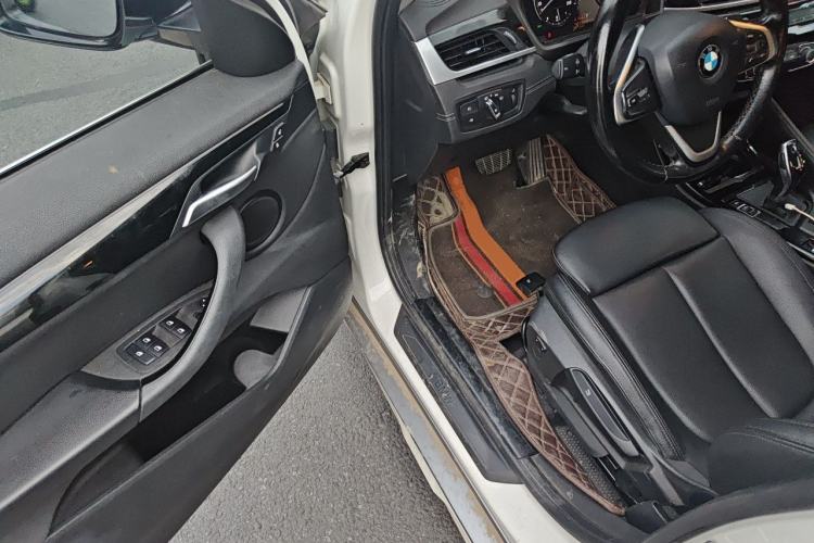 Used BMW X2 2019 sDrive20i M Sport Package China VI Emission Standard Driver Seat