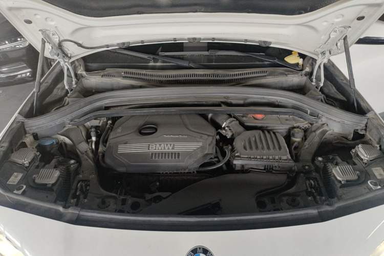 Used BMW X2 2019 sDrive20i M Sport Package China VI Emission Standard Engine Bay
