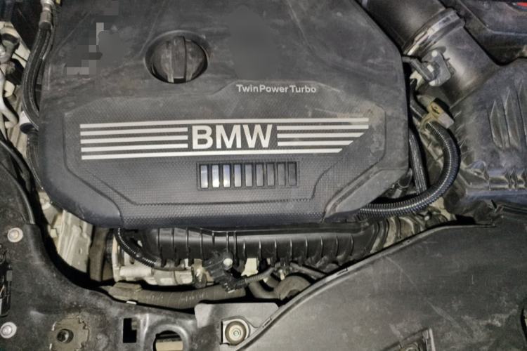 Used BMW X2 2019 sDrive20i M Sport Package China VI Emission Standard Engine Bay
