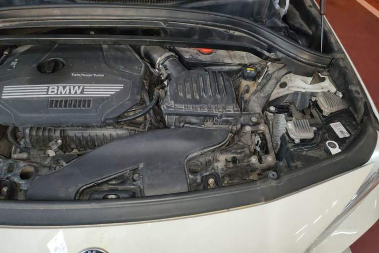 Used BMW X2 2019 sDrive20i M Sport Package China VI Emission Standard Engine Bay Left