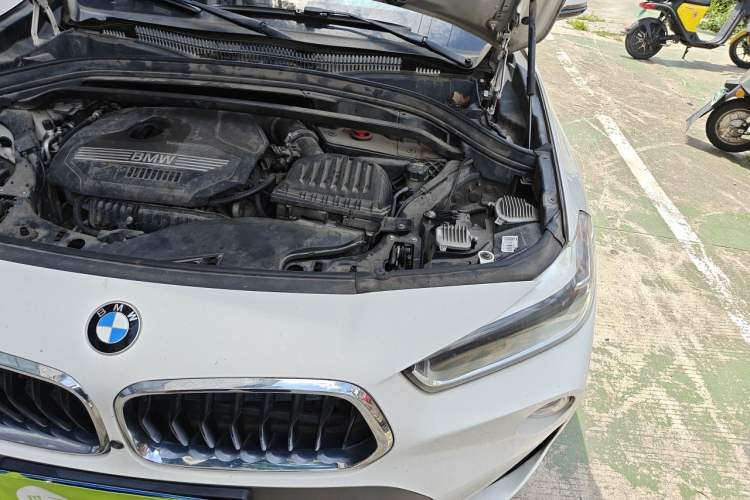 Used BMW X2 2019 sDrive20i M Sport Package China VI Emission Standard Engine Bay Left