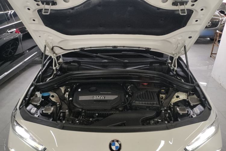 Used BMW X2 2019 sDrive20i M Sport Package China VI Emission Standard Engine Bay
