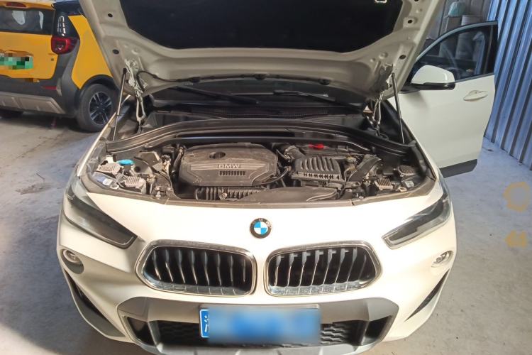 Used BMW X2 2019 sDrive20i M Sport Package China VI Emission Standard Engine Bay