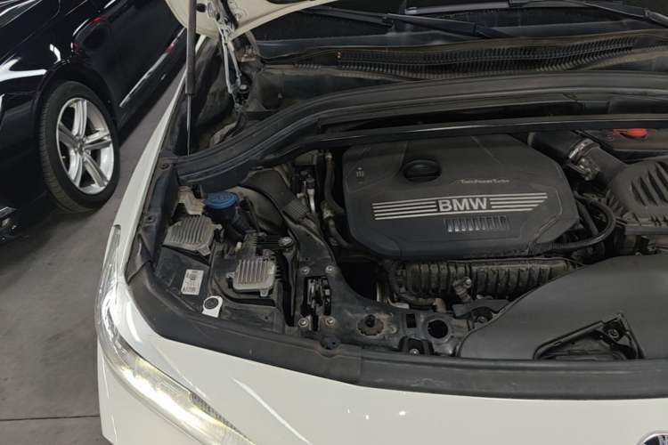 Used BMW X2 2019 sDrive20i M Sport Package China VI Emission Standard Engine Bay Right