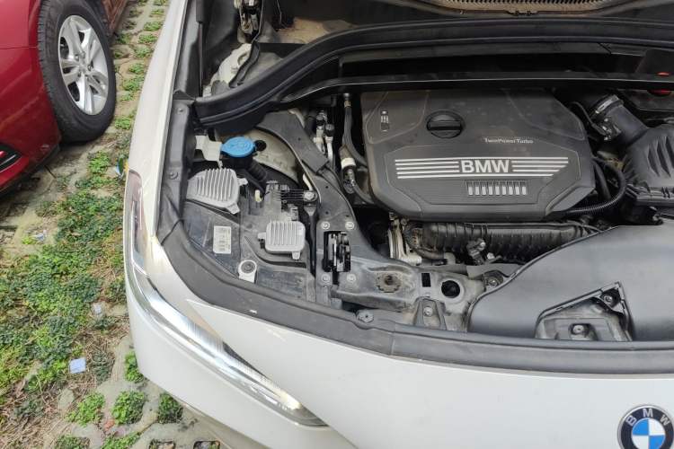 Used BMW X2 2019 sDrive20i M Sport Package China VI Emission Standard Engine Bay Right