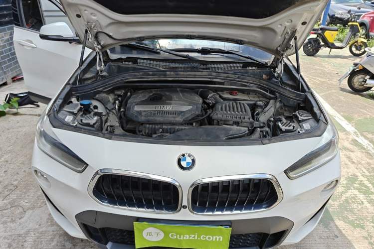Used BMW X2 2019 sDrive20i M Sport Package China VI Emission Standard Engine Bay
