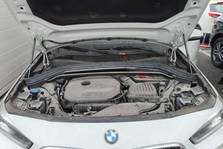 Used BMW X2 2019 sDrive20i M Sport Package China VI Emission Standard Engine Bay