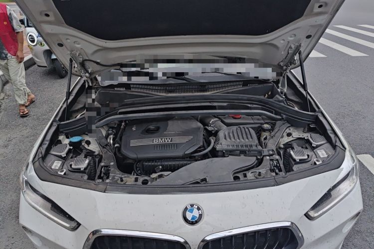 Used BMW X2 2019 sDrive20i M Sport Package China VI Emission Standard Engine Bay