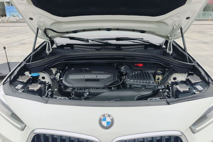 Used BMW X2 2019 sDrive20i M Sport Package China VI Emission Standard Engine Bay