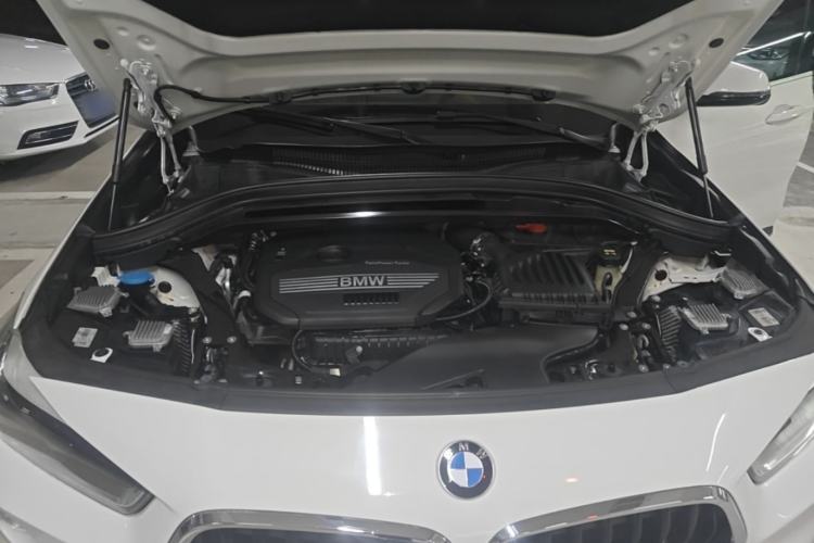 Used BMW X2 2019 sDrive20i M Sport Package China VI Emission Standard Engine Bay