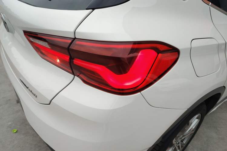 Used BMW X2 2019 sDrive25i Leading Edition M Sport Package China VI Exterior 3