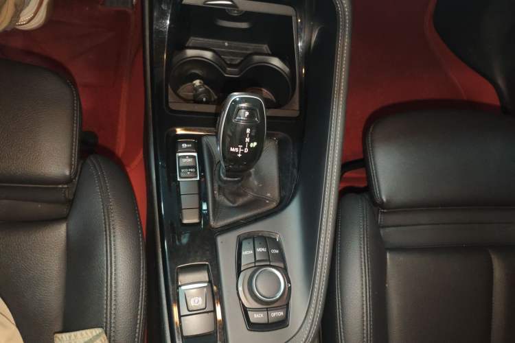 Used BMW X2 2019 sDrive20i M Sport Package China VI Emission Standard Gear Lever