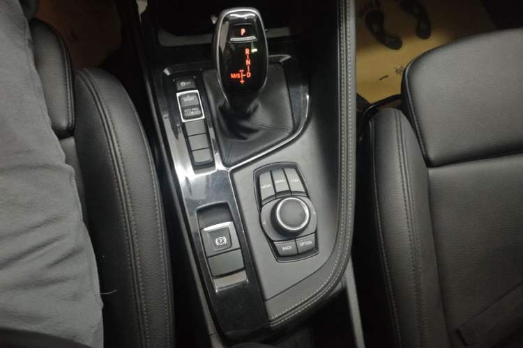 Used BMW X2 2019 sDrive20i M Sport Package China VI Emission Standard Gear Lever