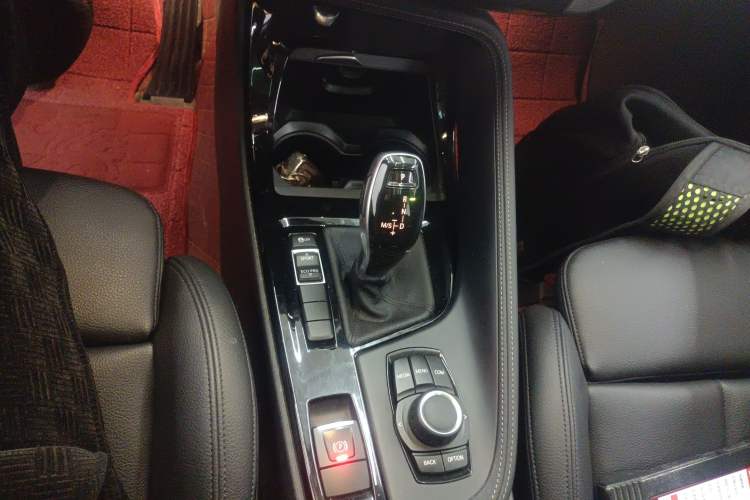 Used BMW X2 2019 sDrive25i Leading Edition M Sport Package China VI Gear Lever