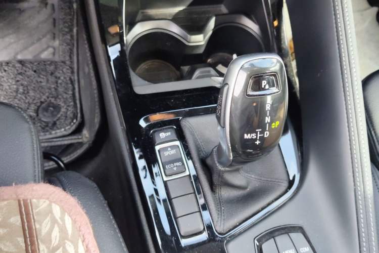 Used BMW X2 2019 sDrive20i M Sport Package China VI Emission Standard Gear Lever