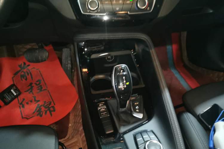 Used BMW X2 2019 sDrive20i M Sport Package China VI Emission Standard Gear Lever