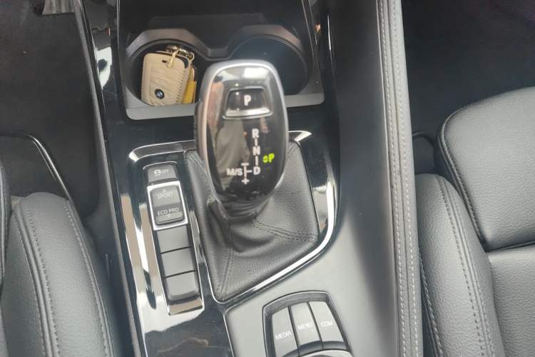 Used BMW X2 2019 sDrive20i M Sport Package China VI Emission Standard Gear Lever