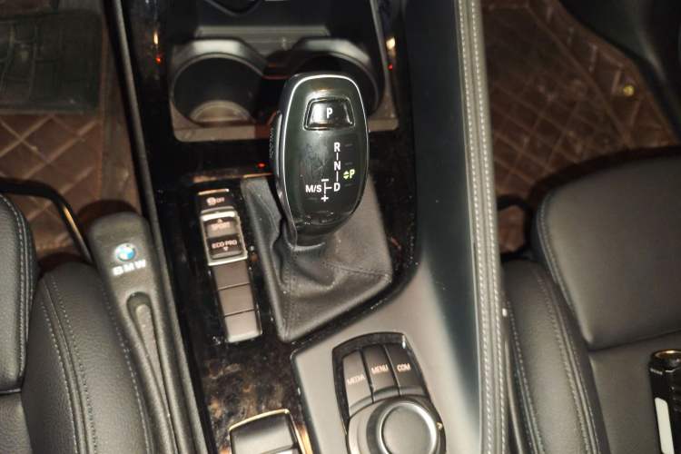 Used BMW X2 2019 sDrive20i M Sport Package China VI Emission Standard Gear Lever
