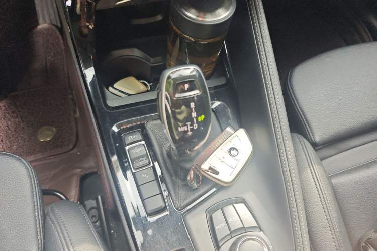 Used BMW X2 2019 sDrive20i M Sport Package China VI Emission Standard Gear Lever