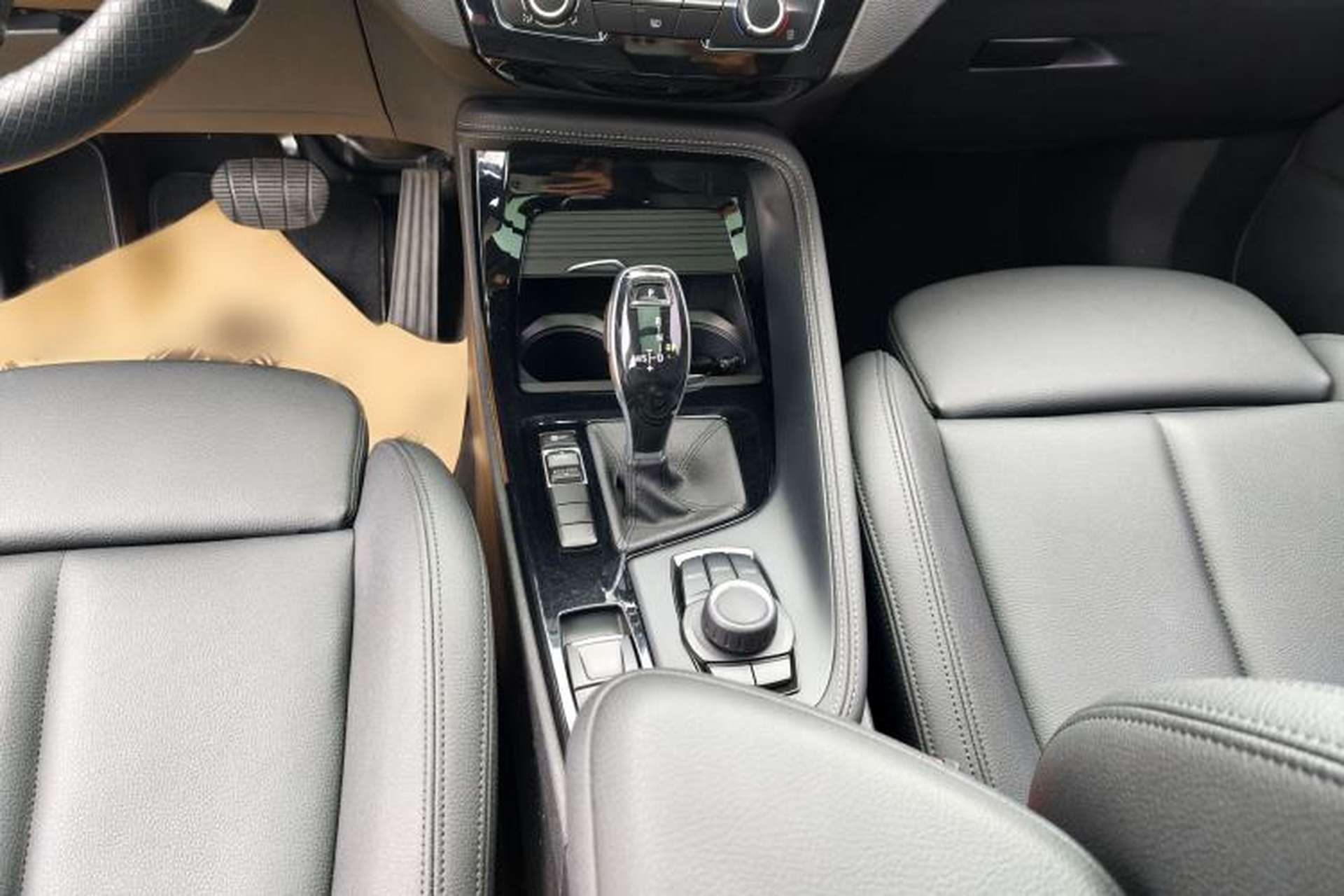 Used BMW X2 2019 sDrive20i M Sport Package China VI Emission Standard Gear Lever