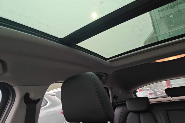Used BMW X2 2019 sDrive20i M Sport Package China VI Emission Standard Headliner