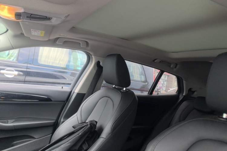 Used BMW X2 2019 sDrive20i M Sport Package China VI Emission Standard Headliner