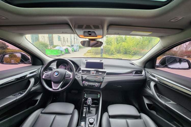 Used BMW X2 2019 sDrive20i M Sport Package China VI Emission Standard Interior 10