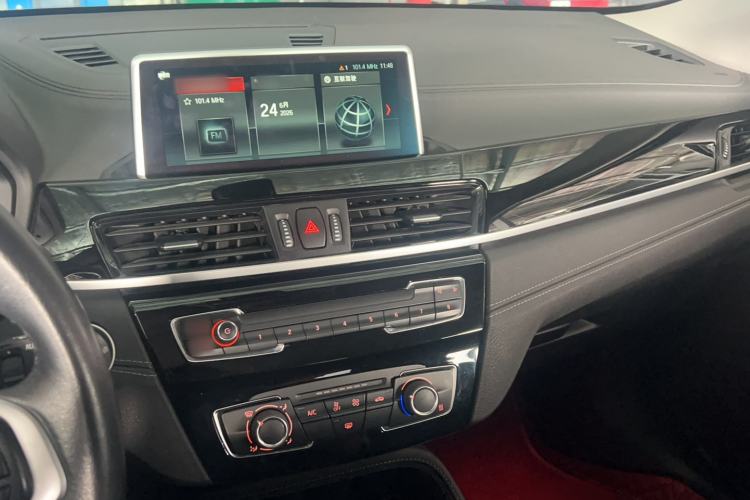 Used BMW X2 2019 sDrive20i M Sport Package China VI Emission Standard Interior 2