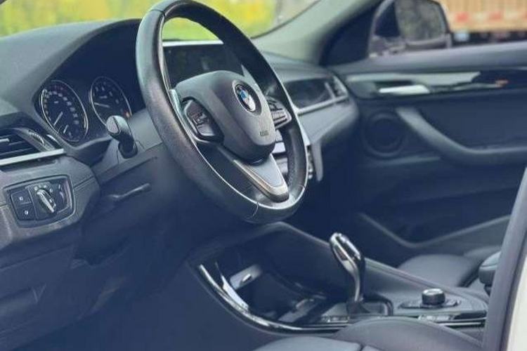Used BMW X2 2019 sDrive20i M Sport Package China VI Emission Standard Interior 3