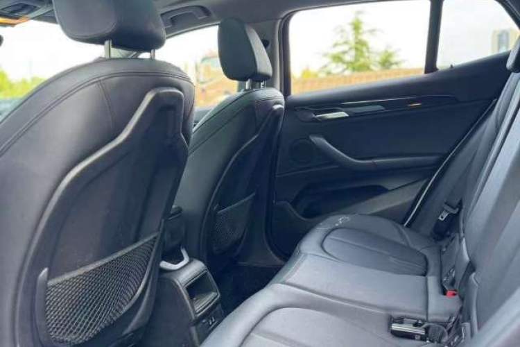 Used BMW X2 2019 sDrive20i M Sport Package China VI Emission Standard Interior 3