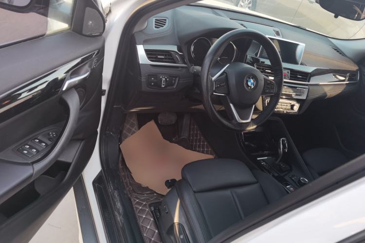 Used BMW X2 2019 sDrive20i M Sport Package China VI Emission Standard Interior 3