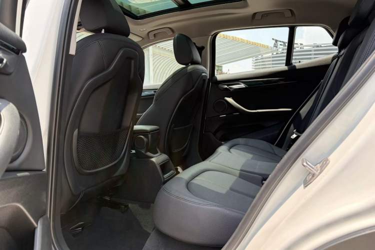 Used BMW X2 2019 sDrive20i M Sport Package China VI Emission Standard Interior 5