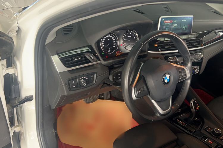 Used BMW X2 2019 sDrive20i M Sport Package China VI Emission Standard Interior 6