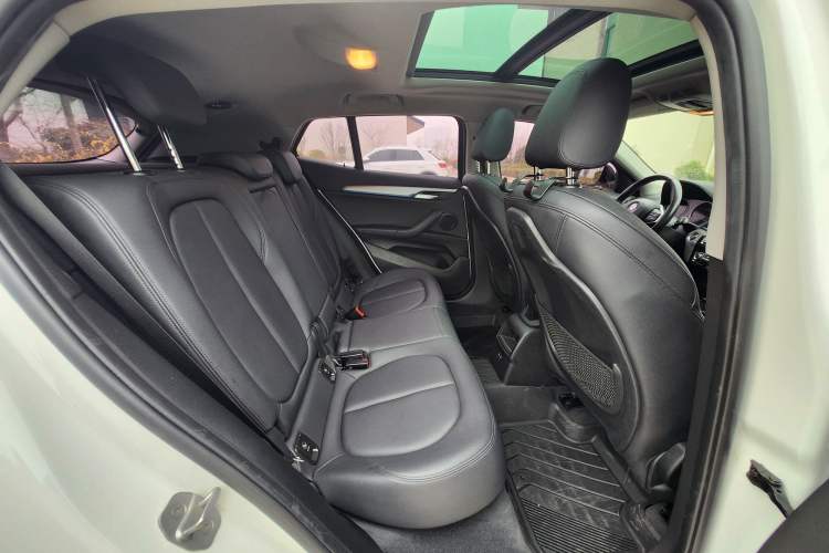 Used BMW X2 2019 sDrive20i M Sport Package China VI Emission Standard Interior 6