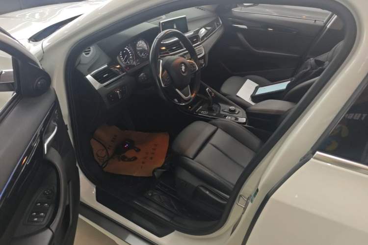 Used BMW X2 2019 sDrive20i M Sport Package China VI Emission Standard Left Front Seat