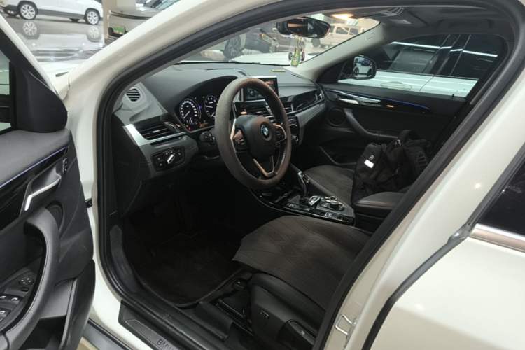 Used BMW X2 2019 sDrive20i M Sport Package China VI Emission Standard Left Front Seat