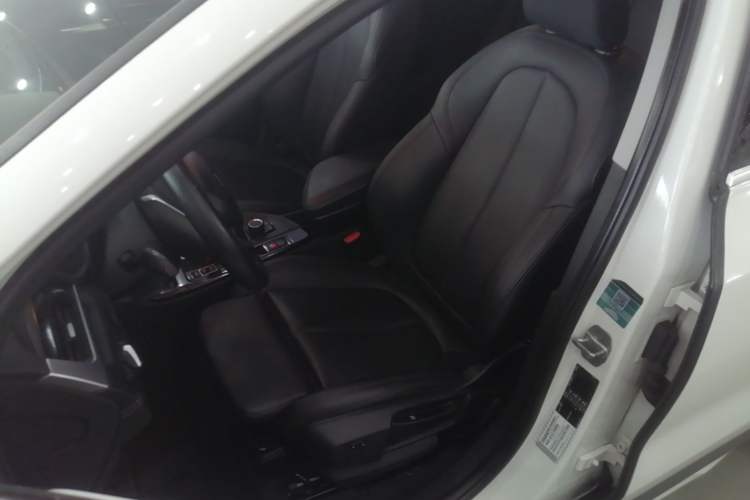 Used BMW X2 2019 sDrive20i M Sport Package China VI Emission Standard Left Front Seat