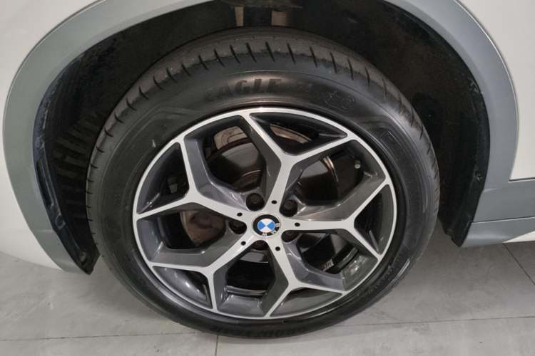 Used BMW X2 2019 sDrive20i M Sport Package China VI Emission Standard Left Front Wheel Hub