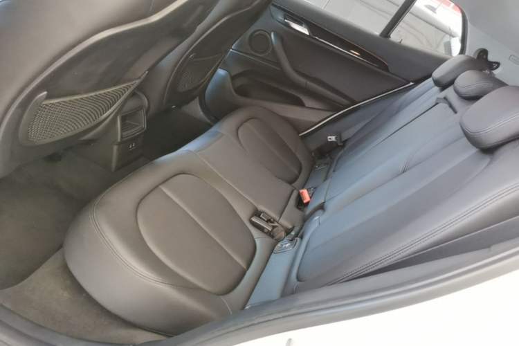 Used BMW X2 2019 sDrive20i M Sport Package China VI Emission Standard Left Rear Seat