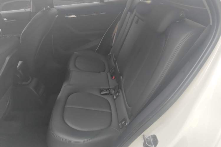 Used BMW X2 2019 sDrive20i M Sport Package China VI Emission Standard Left Rear Seat