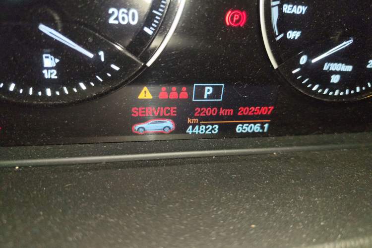 Used BMW X2 2019 sDrive20i M Sport Package China VI Emission Standard Odometer Close Up