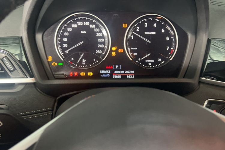 Used BMW X2 2019 sDrive20i M Sport Package China VI Emission Standard Odometer Close Up