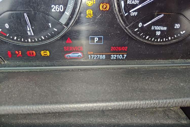 Used BMW X2 2019 sDrive20i M Sport Package China VI Emission Standard Odometer Close Up