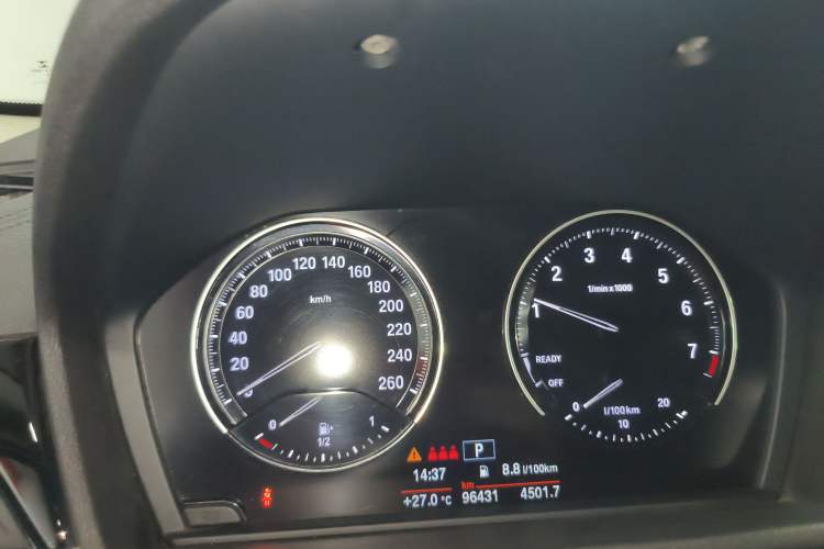 Used BMW X2 2019 sDrive20i M Sport Package China VI Emission Standard Odometer Close Up