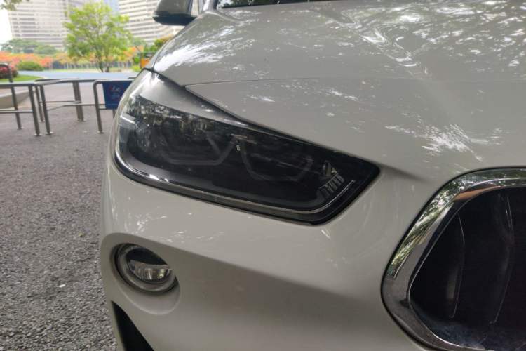 Used BMW X2 2019 sDrive20i M Sport Package China VI Emission Standard Right Front Headlight