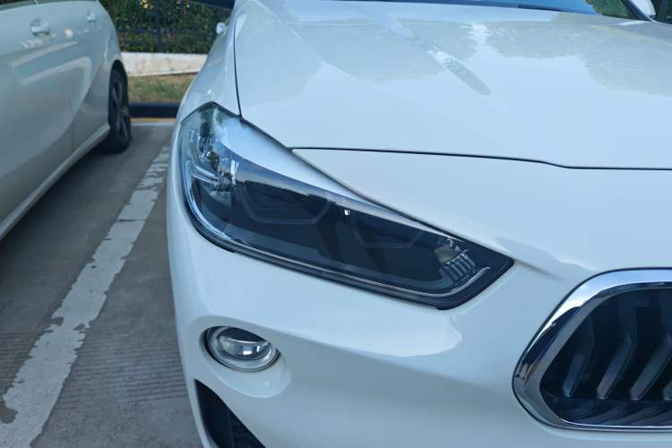Used BMW X2 2019 sDrive20i M Sport Package China VI Emission Standard Right Front Headlight